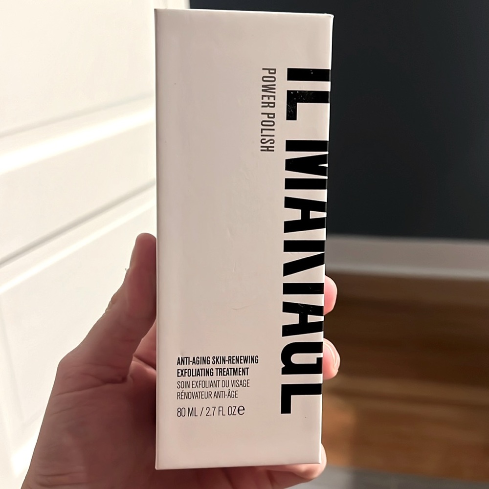 Il Makiage POWER POLISH EXFOLIATORANTI-AGING SKIN-RENEWING EXFOLIATING TREATMENT